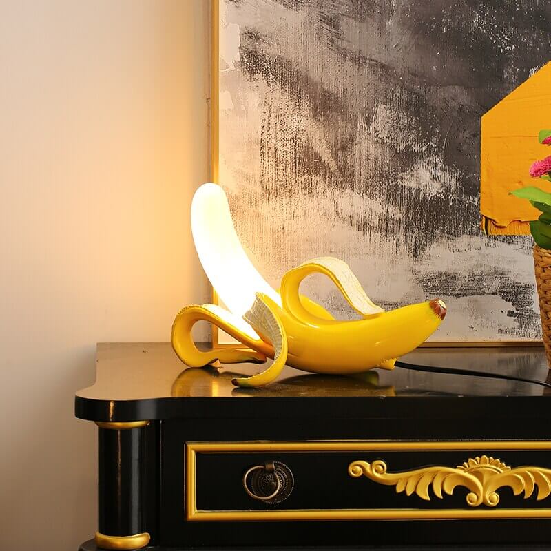 Elegant Art Deco Bordlampe med Banandesign