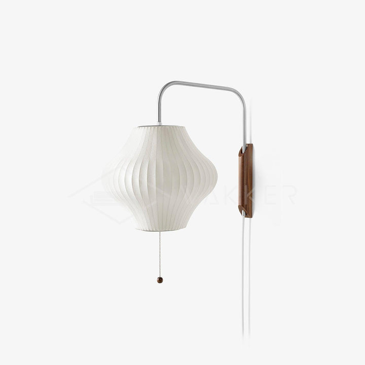Moderne væglampe med kugledesign og varmt hvidt lys