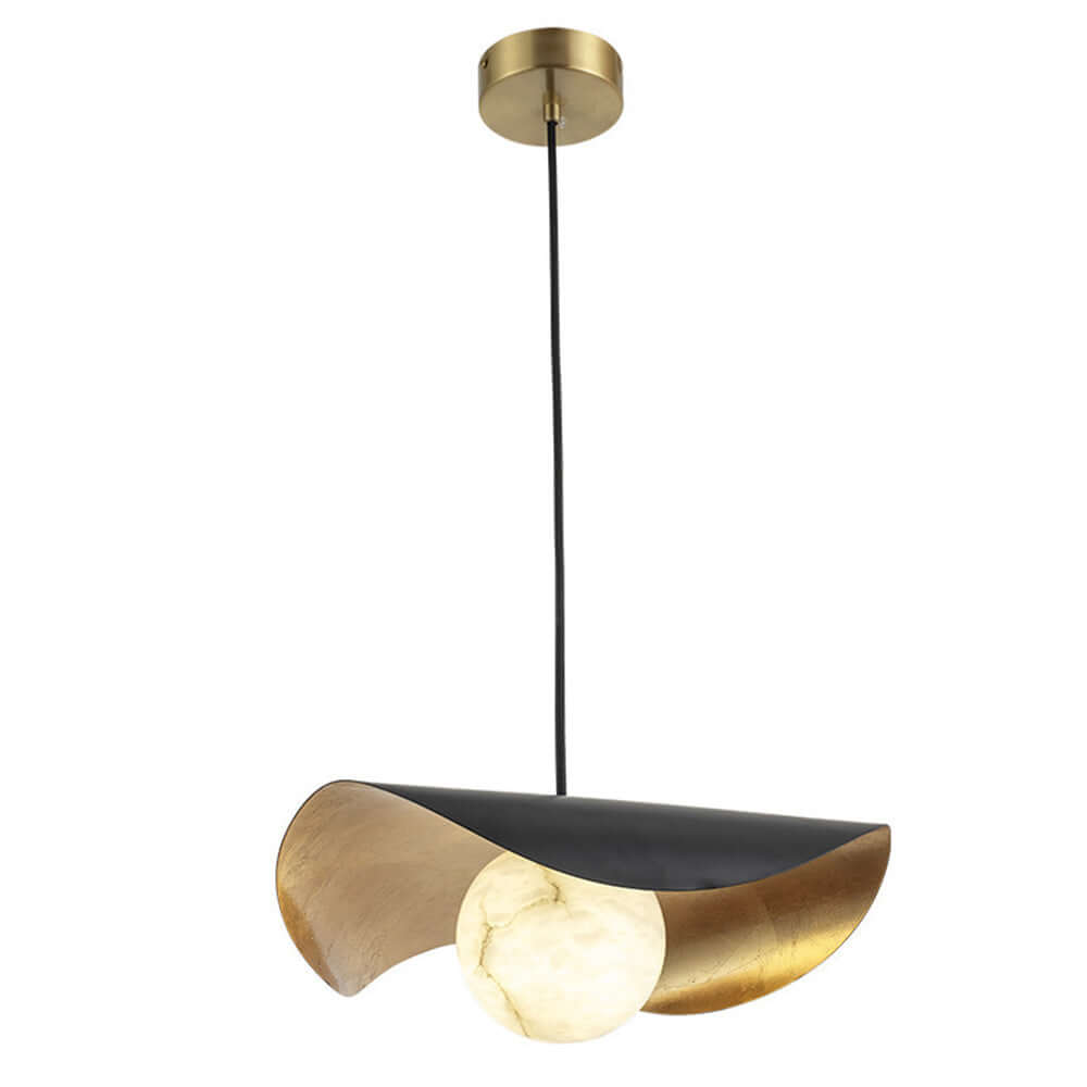 Moderne loftslampe i metal med varmt lys
