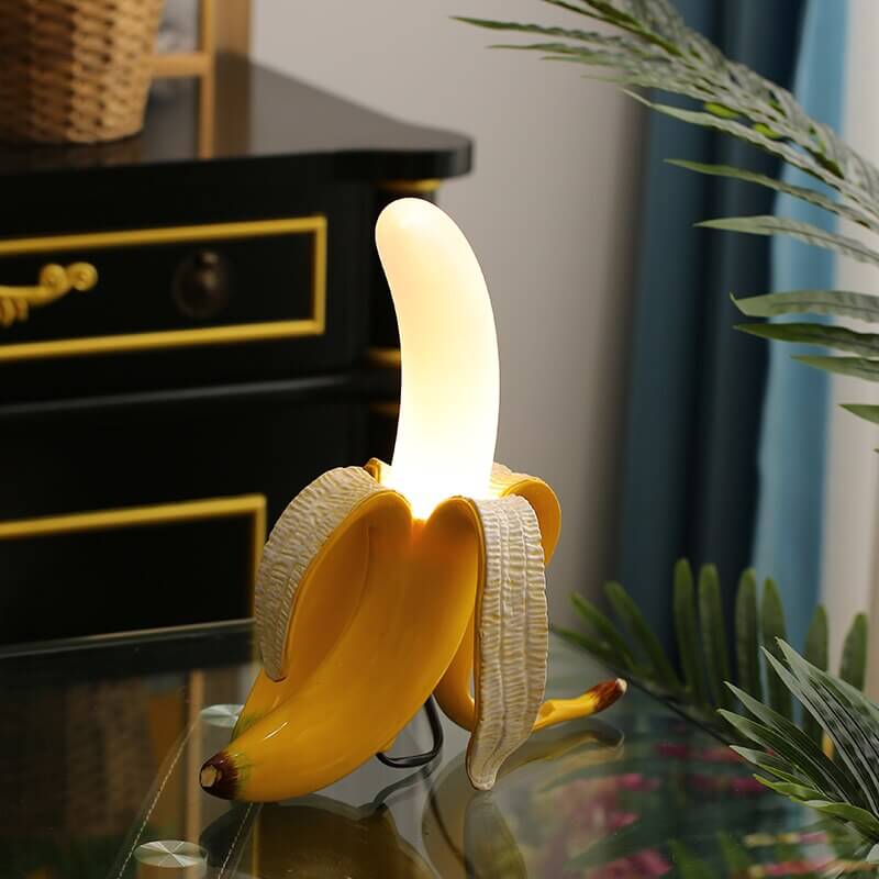 Elegant Art Deco Bordlampe med Banandesign