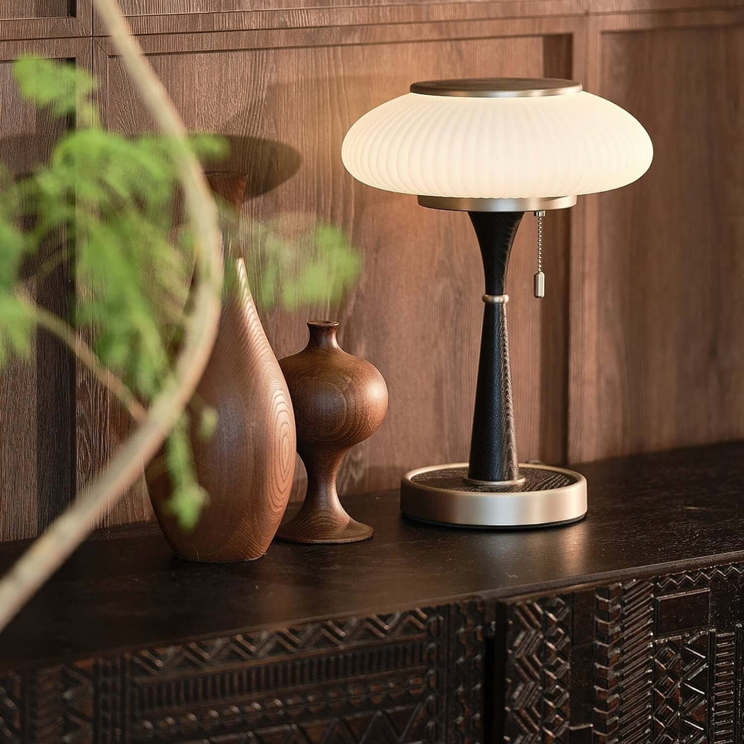 Moderne designer bordlampe i træ og metal, 36 cm