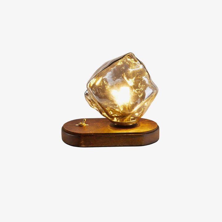 Bordlampe af glas i isstensdesign