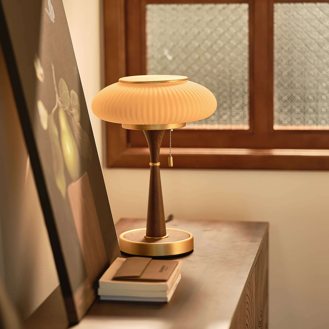 Moderne designer bordlampe i træ og metal, 36 cm