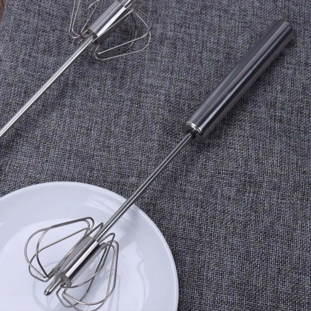 Halvautomatisk piskeris - TwistWhisk