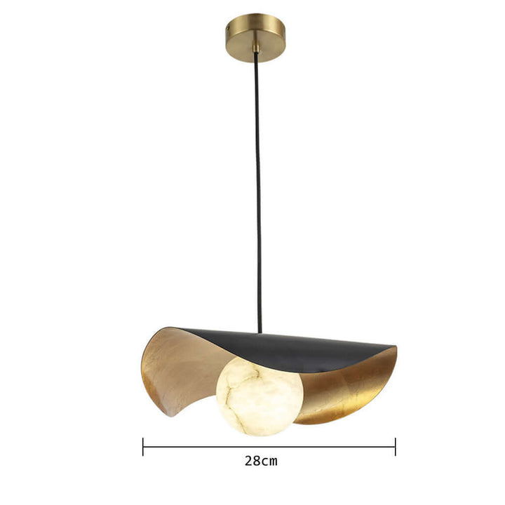 Moderne loftslampe i metal med varmt lys