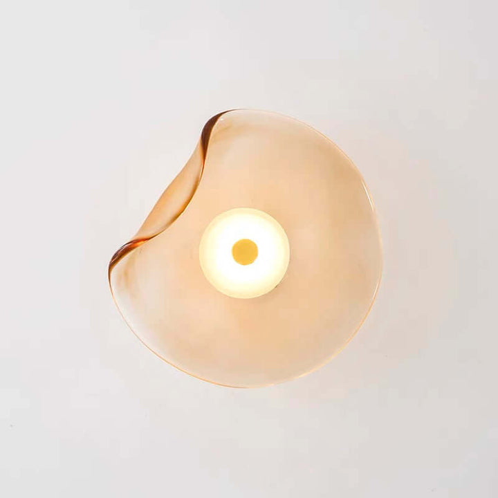 Moderne LED-væglampe med røgfarvet glas