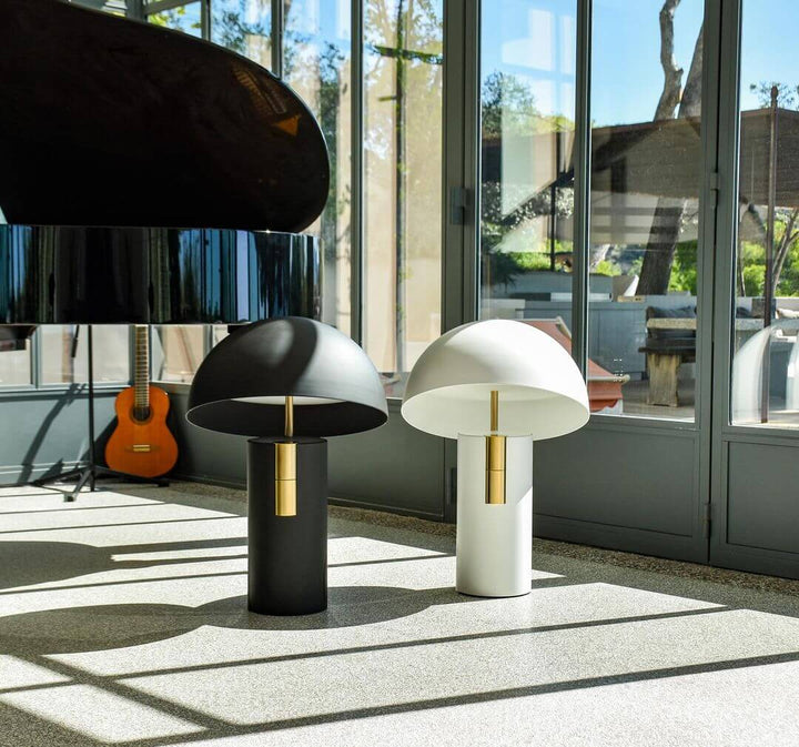 Moderne designer bordlampe med drejelige cylindre