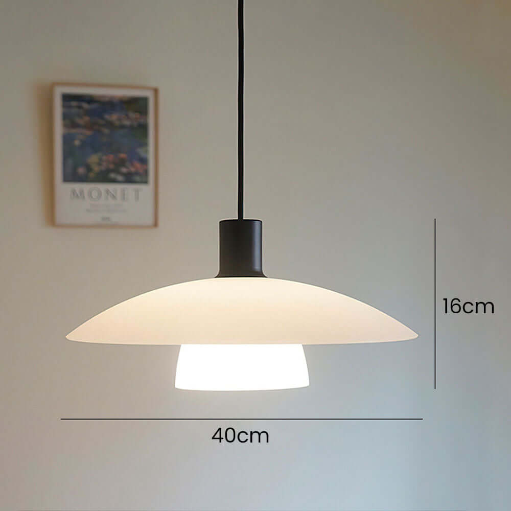 Minimalistisk Pendellampe i Hvidglas