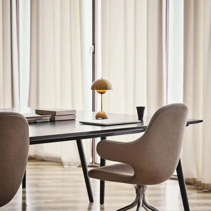 Dæmpbar LED-bordlampe, moderne design