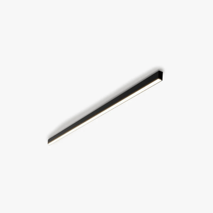 Lineær LED loftslampe i industrielt design