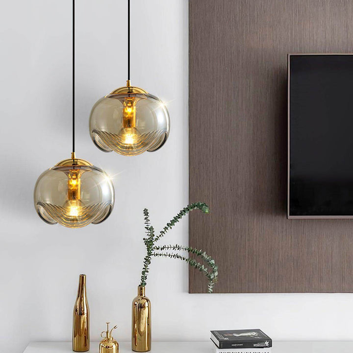 Moderne bølget pendellampe i glas