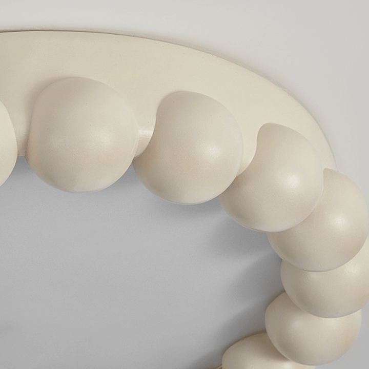 Moderne loftslampe i harpiks og akryl