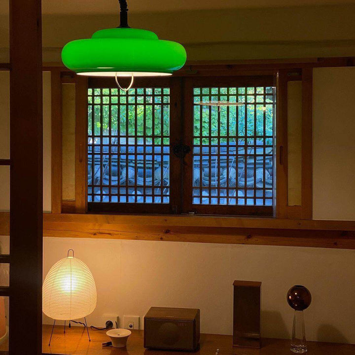 Minimalistisk japansk bordlampe Yumi