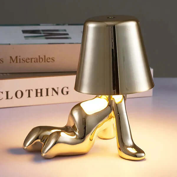 Minimalistisk LED bordlampe med varmhvidt lys