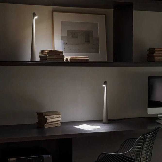 Bærbar LED-bordlampe, dæmpbar, i aluminium