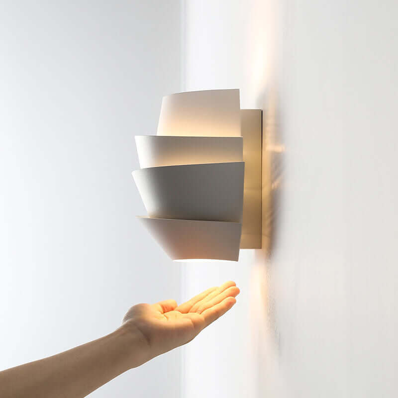 Moderne Dobbelt Væglampe med Stilfuldt Design