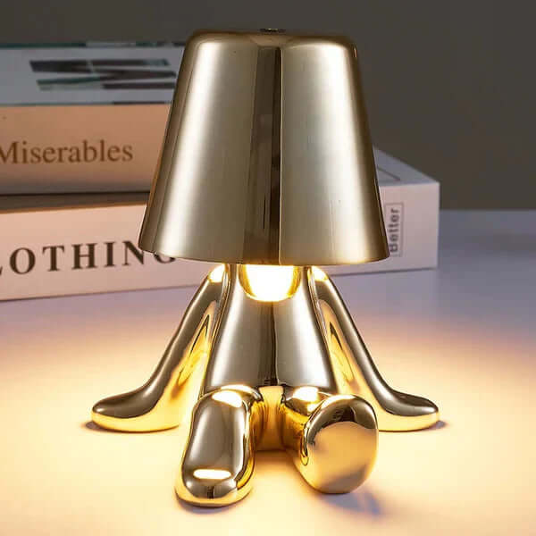 Minimalistisk LED bordlampe med varmhvidt lys