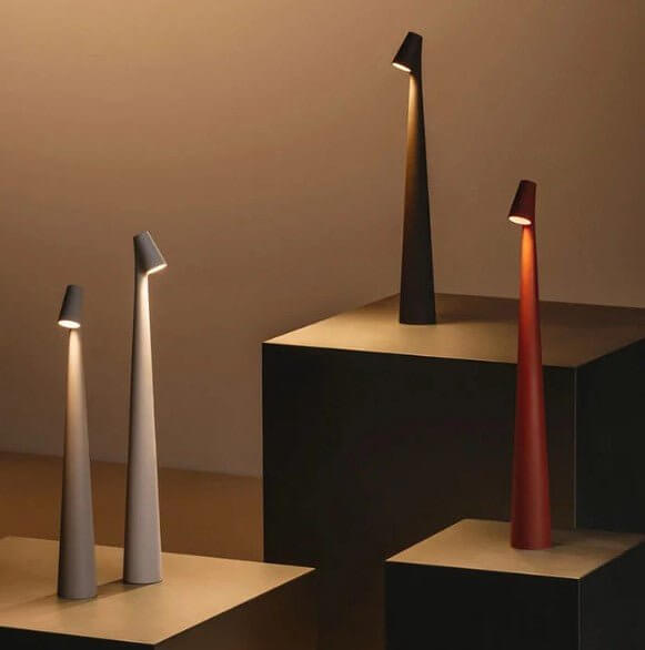 Bærbar LED-bordlampe, dæmpbar, i aluminium