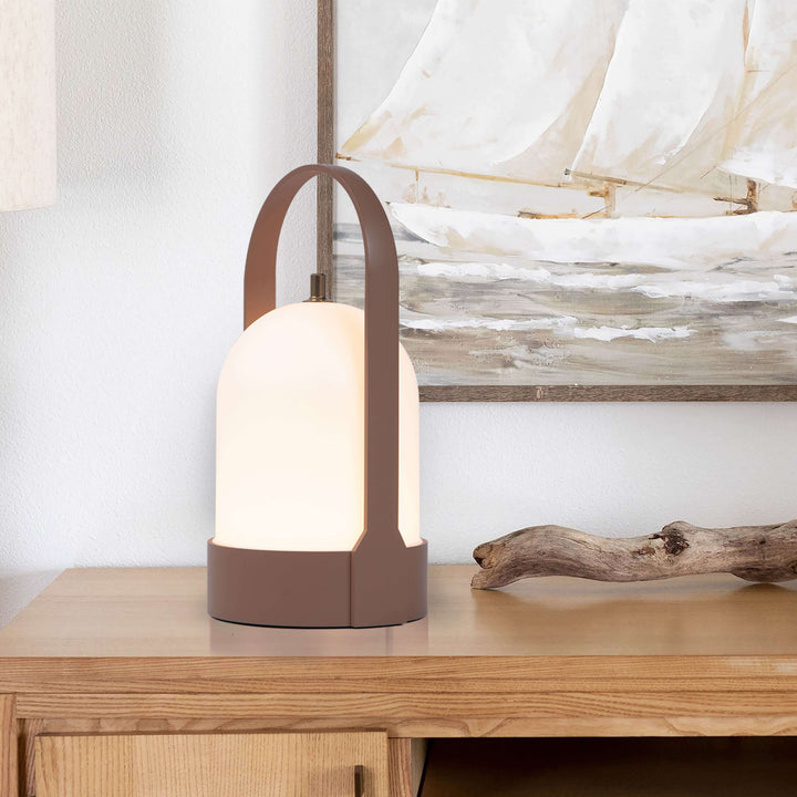 Genopladelig LED-bordlampe til hjemmet