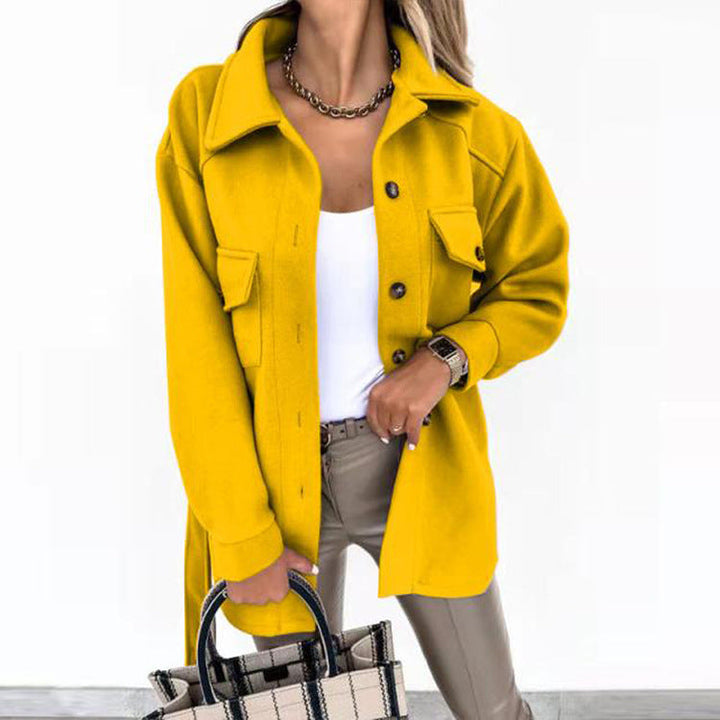 Overtøj til damer: En regular fit jakke, perfekt til at holde varmen på kølige dage og til casual stil.