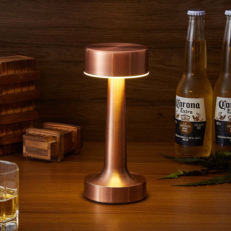 Dæmpbar LED bordlampe i moderne design