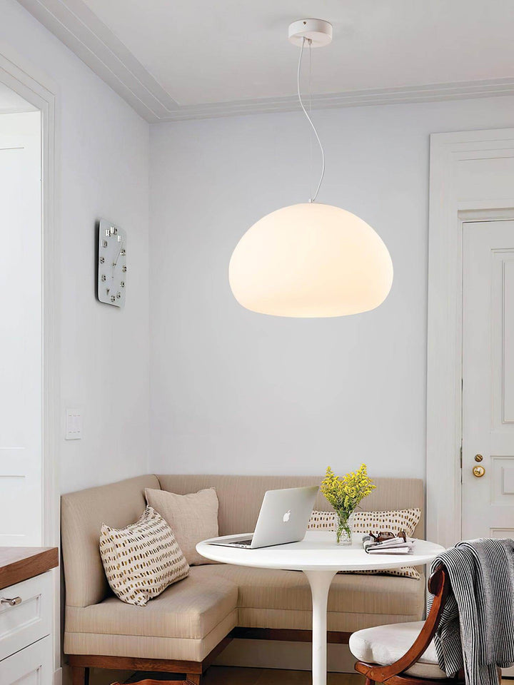 Moderne glas pendellampe til hyggelig belysning
