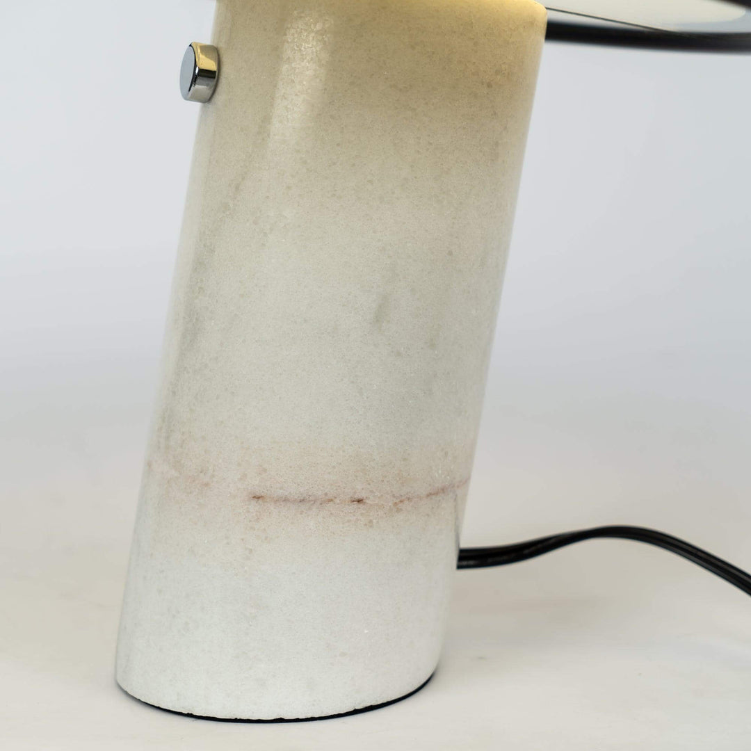 Designer Bordlampe i Marmor