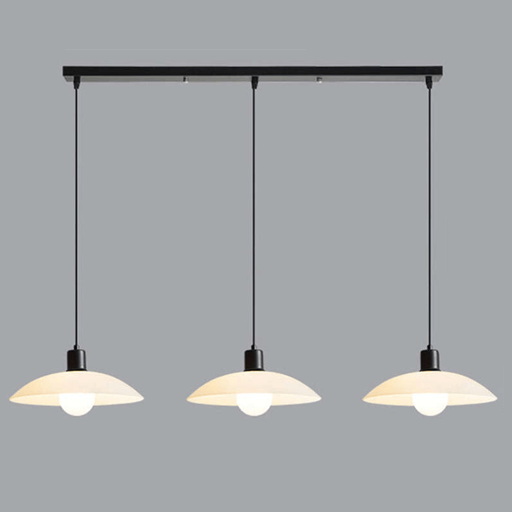 Minimalistisk Pendellampe i Hvidglas
