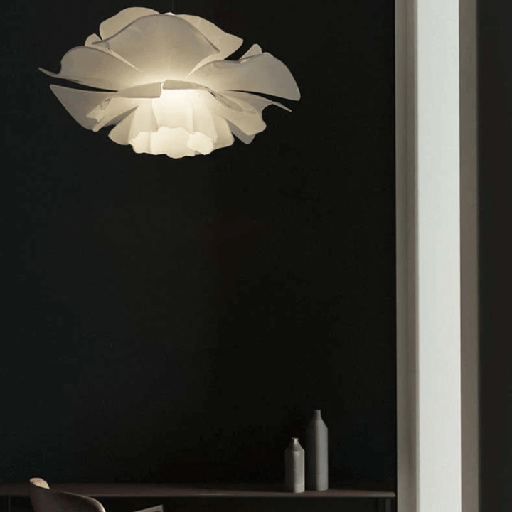 Moderne hvid blomster pendel i metal
