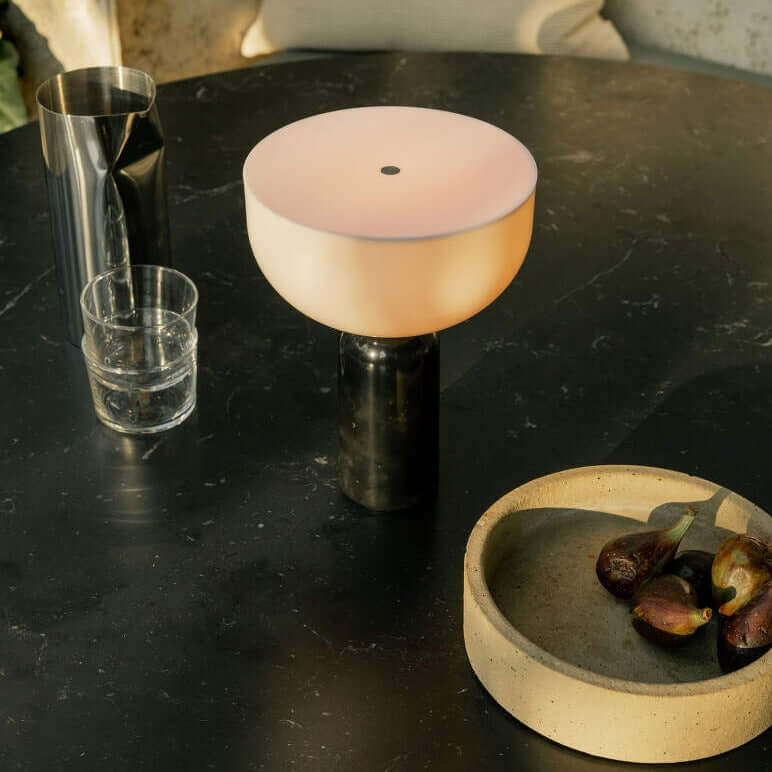 Elegant Marmor Bordlampe til Boligen