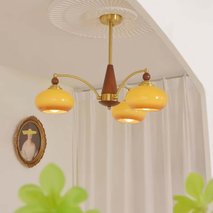 Elegant Retro Lysekrone i Træ og Messing