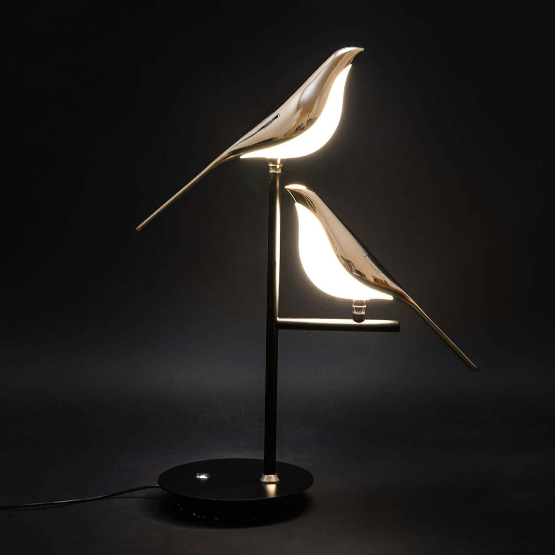 Moderne LED-bordlampe med fugledesign