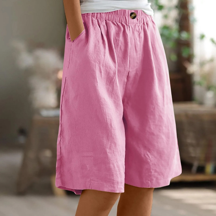 Afslappede kvinde shorts med brede ben og elastik talje, perfekt til en komfortabel sommer.