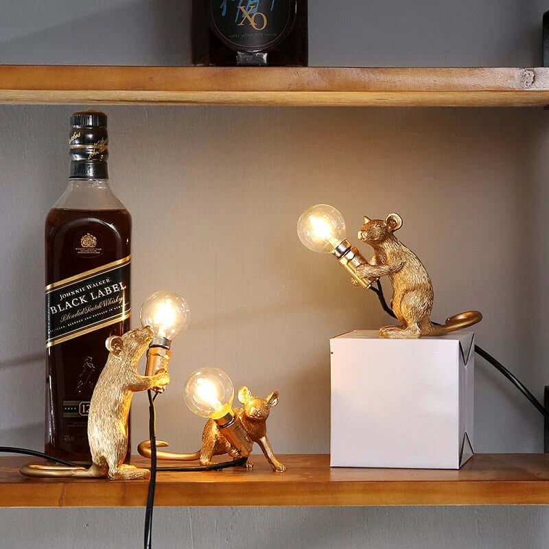 Dekorativ Muse Bordlampe