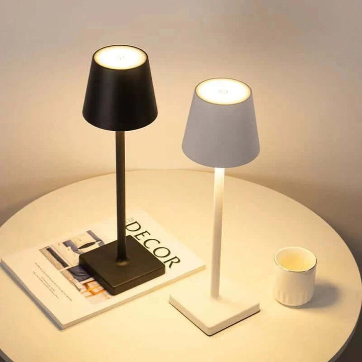 Dæmpbar bærbar LED bordlampe