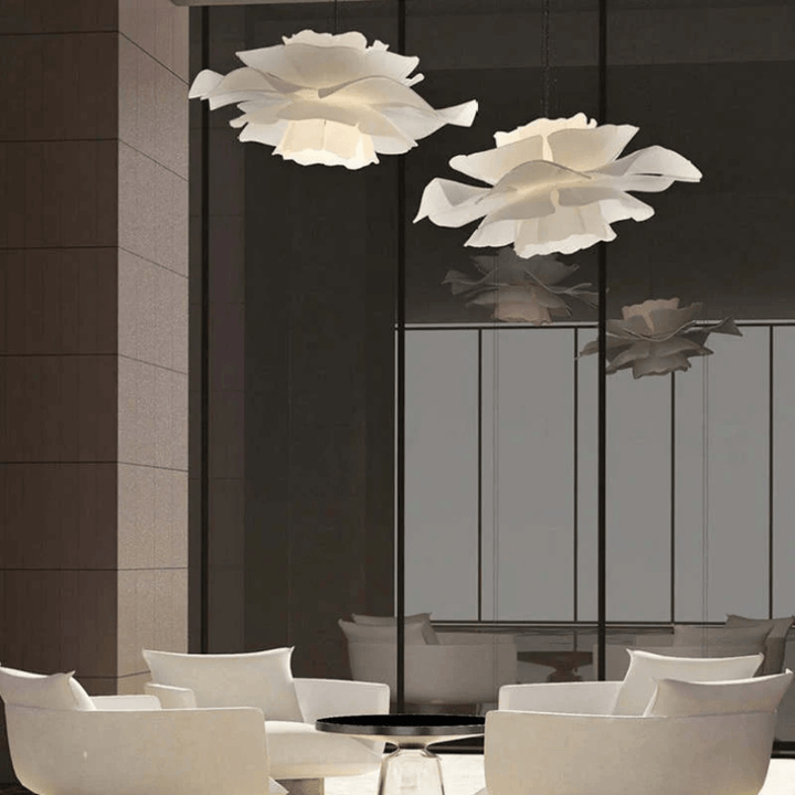 Moderne hvid blomster pendel i metal