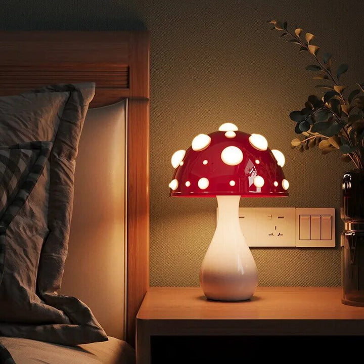 LED-bordlampe i svampedesign