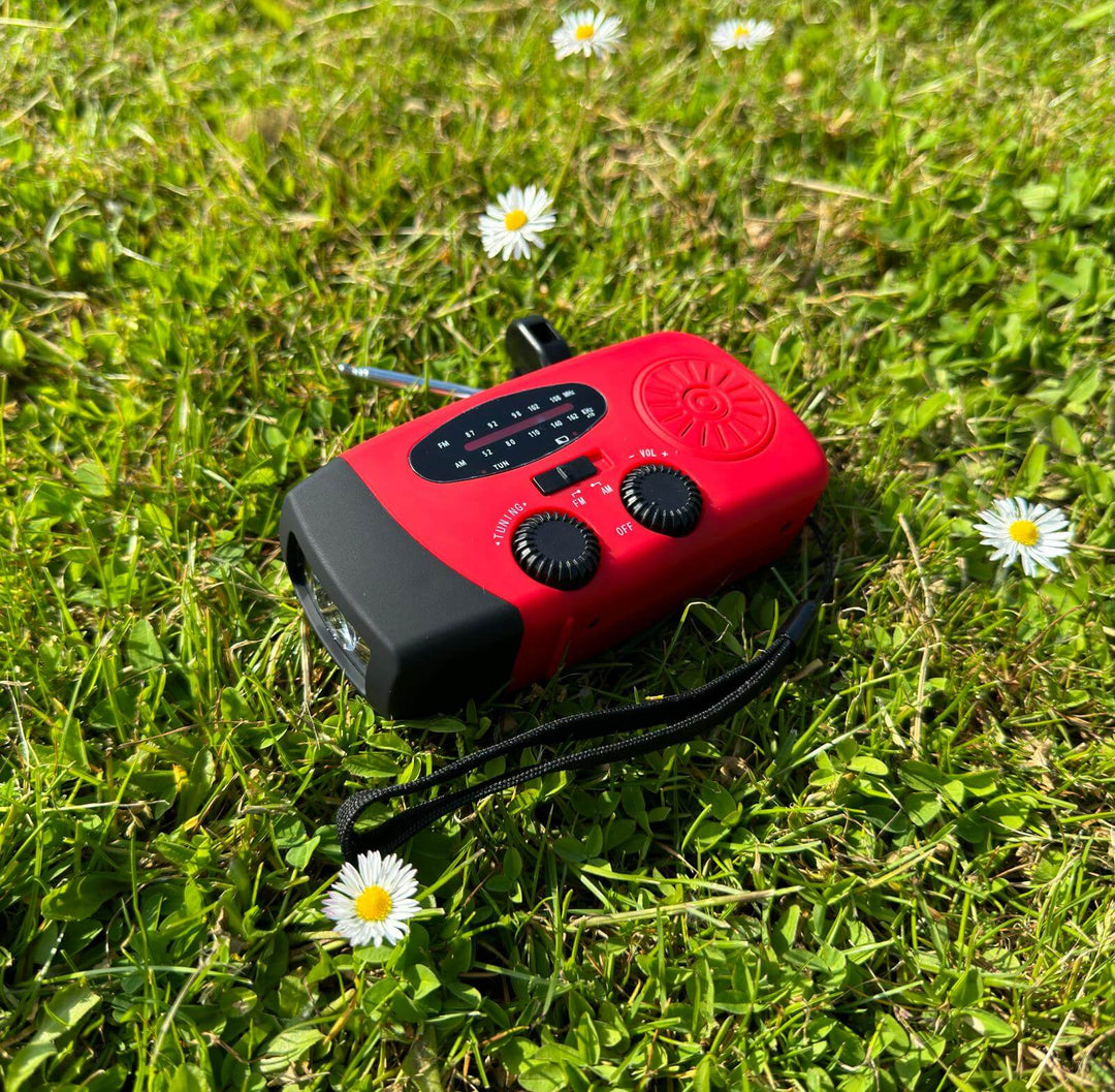 Bærbart nødradio med solenergi