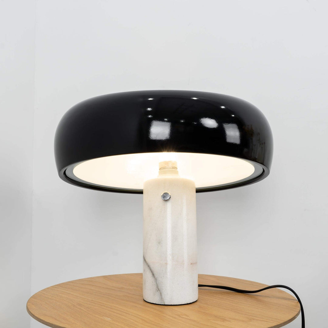 Designer Bordlampe i Marmor