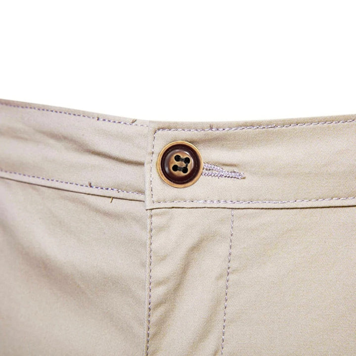 Aktive mænds shorts med stretch, ideelle til fritidsaktiviteter og let sport.