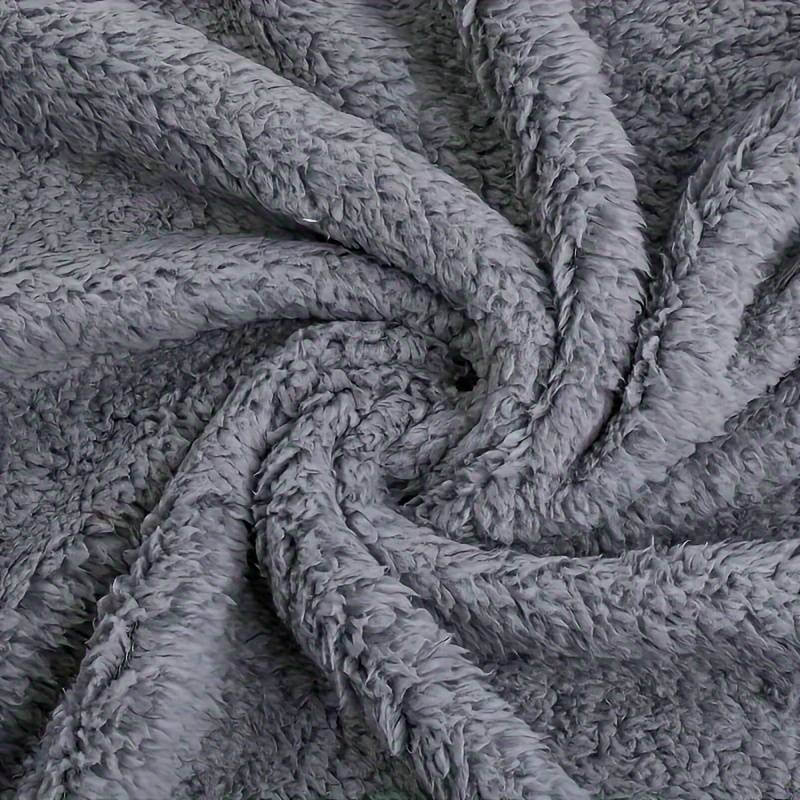 Hyggelig fleece-tæppe til hvalpe - blødt og varmt