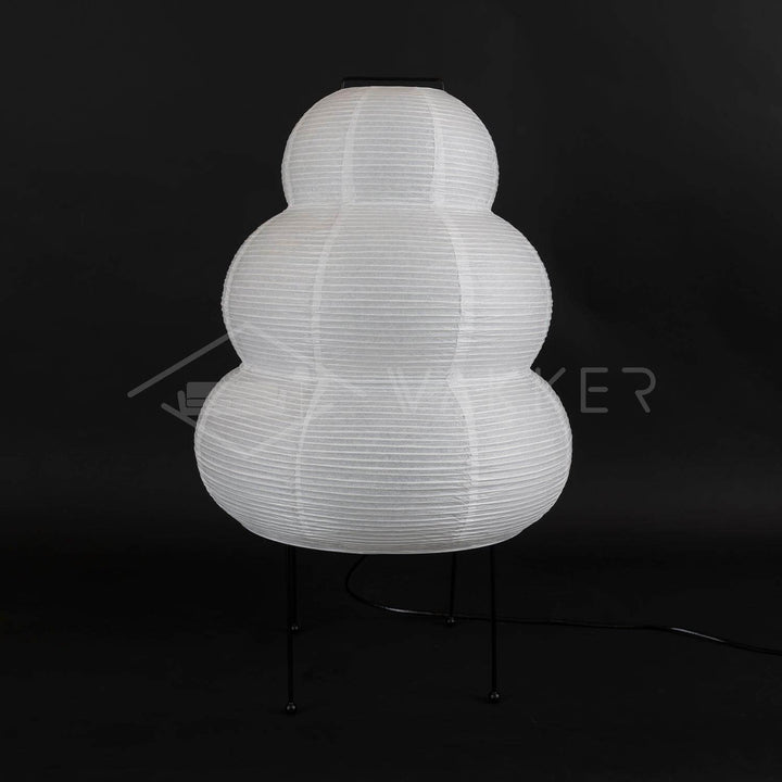Minimalistisk japansk bordlampe Yumi