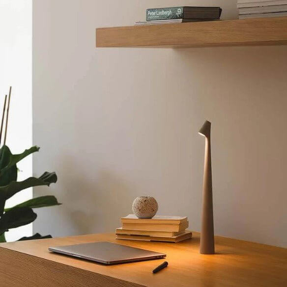 Bærbar LED-bordlampe, dæmpbar, i aluminium