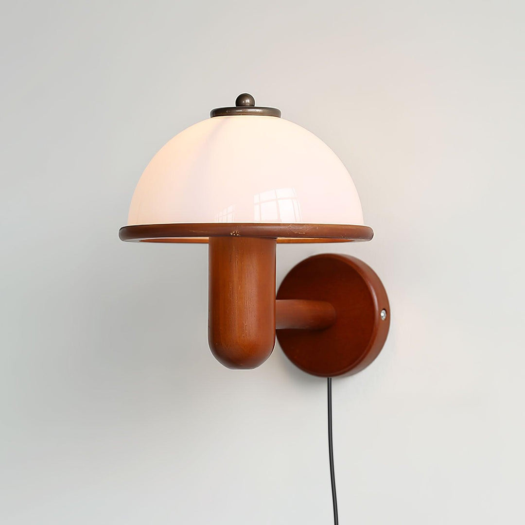 Moderne væglampe med svampedesign i træ