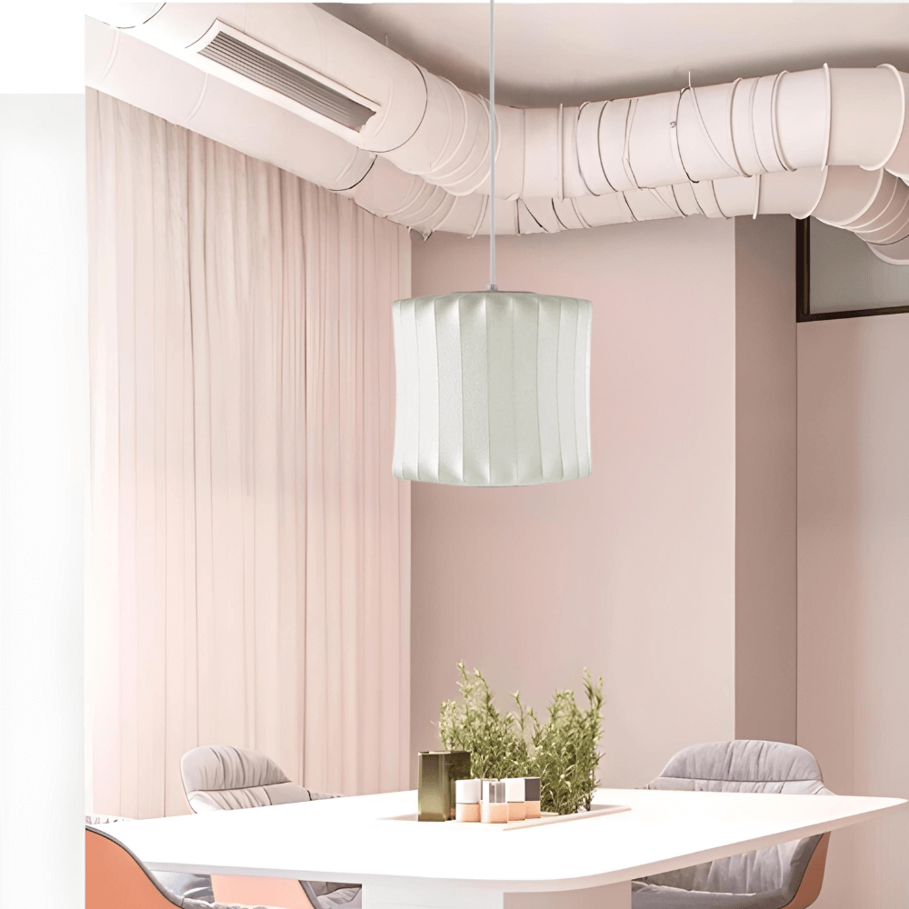 Moderne halvtømmer pendellampe i stilrent design