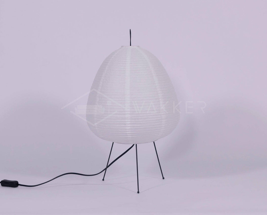 Minimalistisk japansk bordlampe Yumi