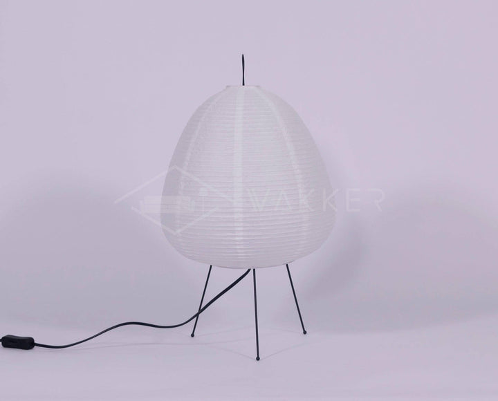 Minimalistisk japansk bordlampe Yumi
