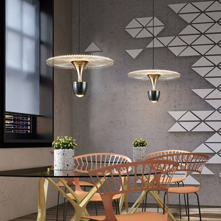 Moderne LED-pendellampe, diskformet
