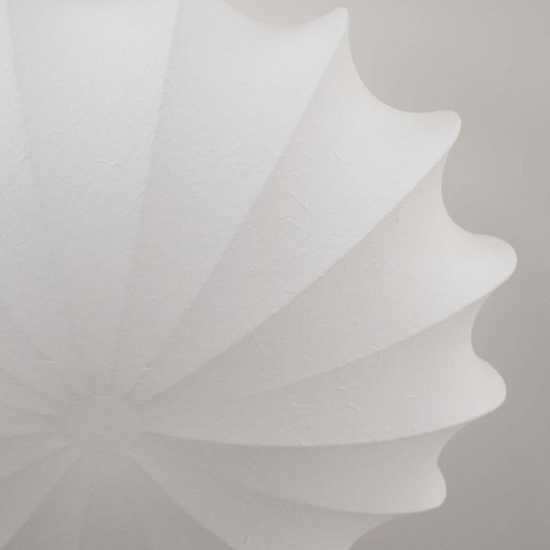Moderne loftslampe i kugleform til designerindretning