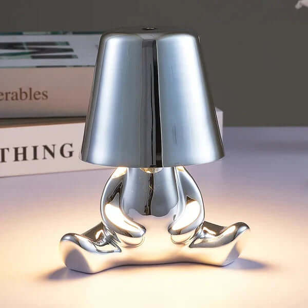 Minimalistisk LED bordlampe med varmhvidt lys